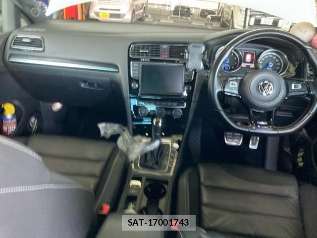 VolksWagen GOLF R 2014-03 8564090-14