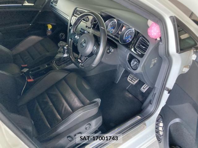 VolksWagen GOLF R 2014-03 8564090-15