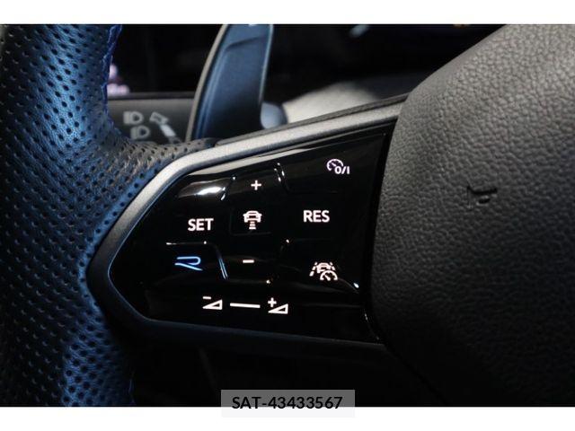 VolksWagen GOLF R 2022-11 8629743-20