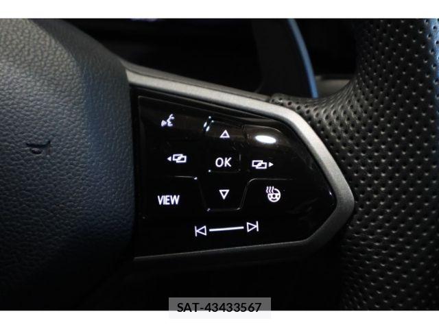 VolksWagen GOLF R 2022-11 8629743-21