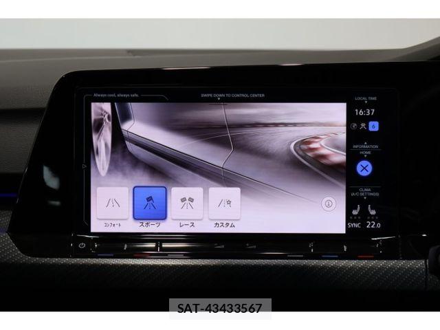 VolksWagen GOLF R 2022-11 8629743-25