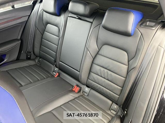 VolksWagen GOLF R 2023-10 8851083-11