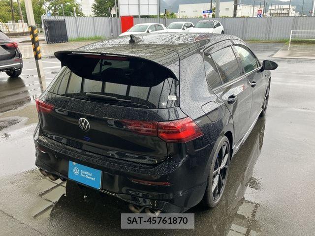 VolksWagen GOLF R 2023-10 8851083-2