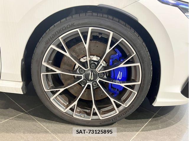 VolksWagen GOLF R 2025-01 8882970-5