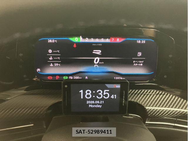VolksWagen GOLF R 2024-06 8882969-9