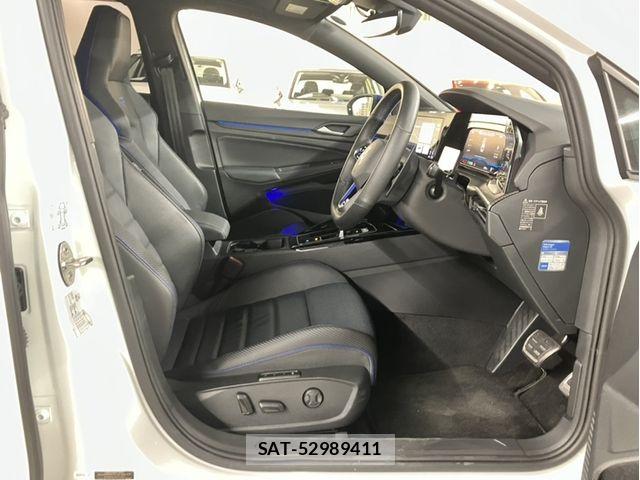 VolksWagen GOLF R 2024-06 8882969-11