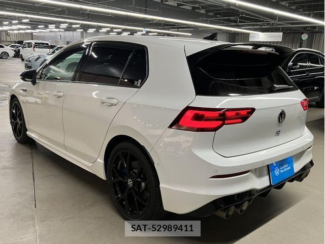 VolksWagen GOLF R 2024-06 8882969-2