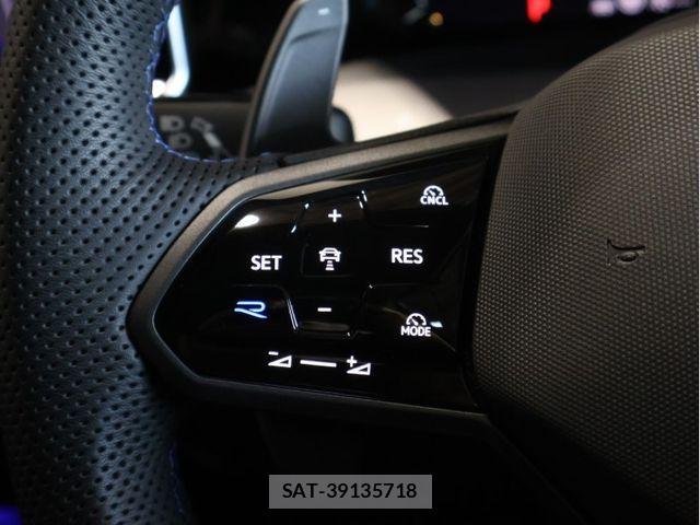 VolksWagen GOLF R VARIANT 2025-03 1339009-16