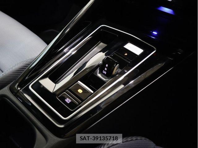 VolksWagen GOLF R VARIANT 2025-03 1339009-21