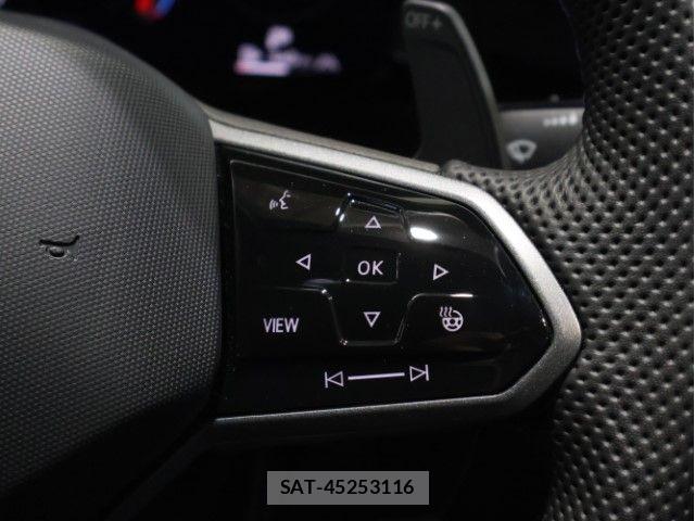 VolksWagen GOLF R VARIANT 2025-07 4994363-26