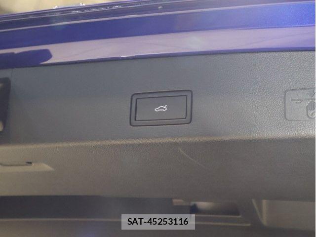 VolksWagen GOLF R VARIANT 2025-07 4994363-7