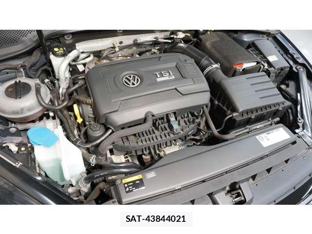VolksWagen GOLF R VARIANT 2015-02 6528051-11