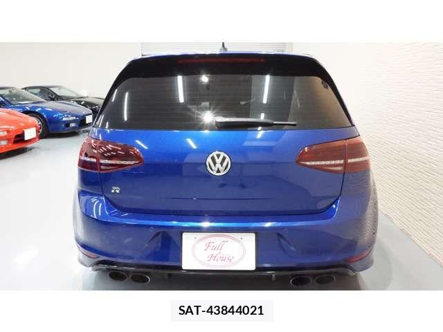 VolksWagen GOLF R VARIANT 2015-02 6528051-7