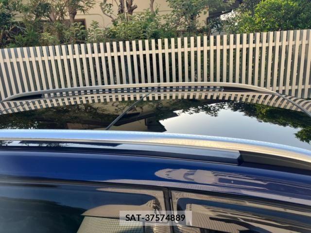 VolksWagen GOLF R VARIANT 2018-07 6915364-12