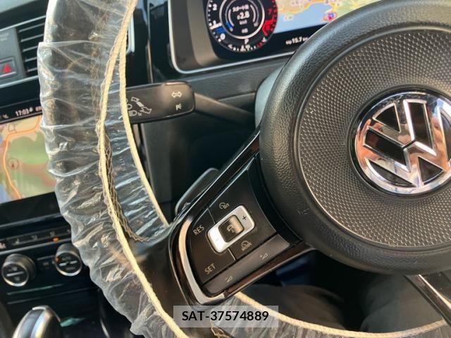 VolksWagen GOLF R VARIANT 2018-07 6915364-24