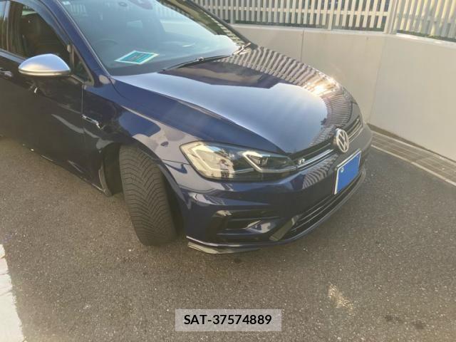 VolksWagen GOLF R VARIANT 2018-07 6915364-3