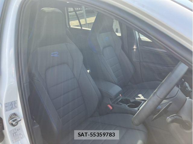 VolksWagen GOLF R VARIANT 2025-09 6915360-10
