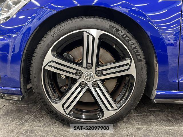 VolksWagen GOLF R VARIANT 2018-12 8039181-11