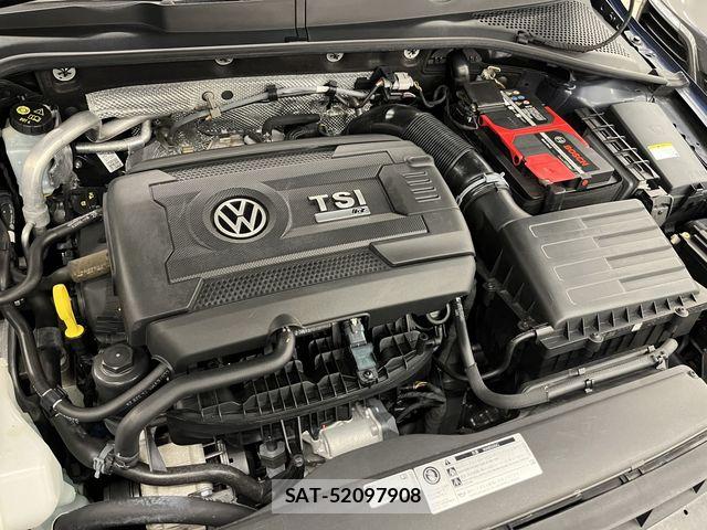 VolksWagen GOLF R VARIANT 2018-12 8039181-12