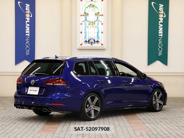 VolksWagen GOLF R VARIANT 2018-12 8039181-2