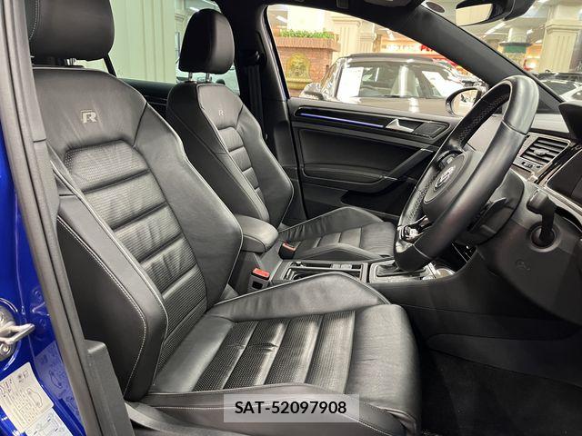 VolksWagen GOLF R VARIANT 2018-12 8039181-3
