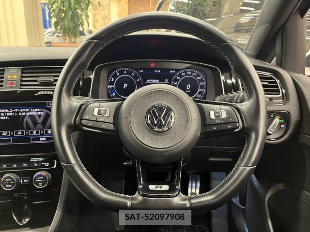 VolksWagen GOLF R VARIANT 2018-12 8039181-7