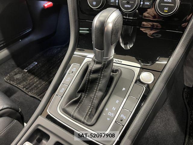 VolksWagen GOLF R VARIANT 2018-12 8039181-8