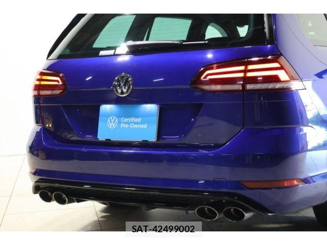 VolksWagen GOLF R VARIANT 2018-08 8439103-16