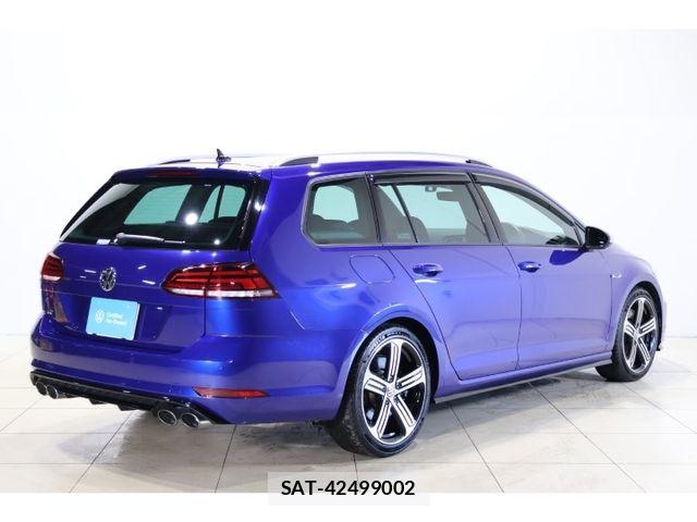 VolksWagen GOLF R VARIANT 2018-08 8439103-1