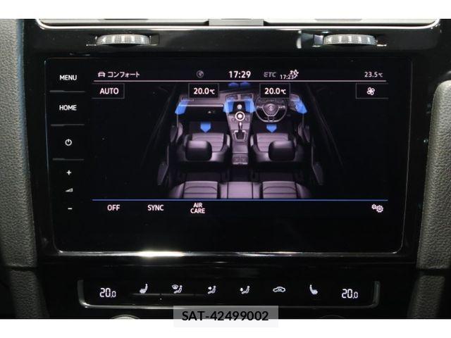 VolksWagen GOLF R VARIANT 2018-08 8439103-27