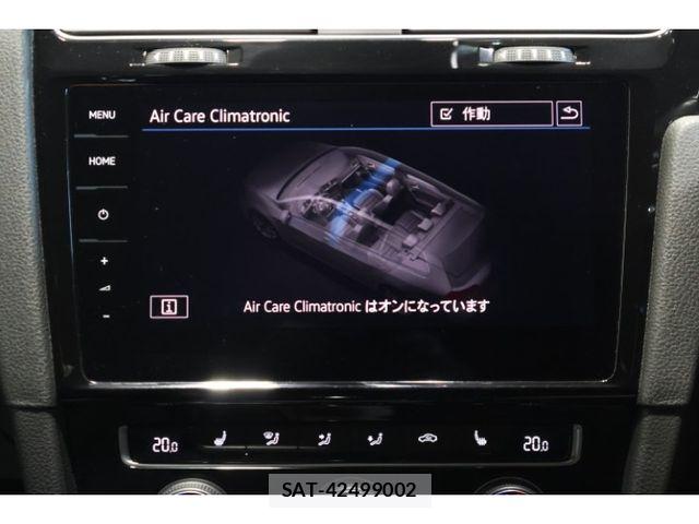 VolksWagen GOLF R VARIANT 2018-08 8439103-29