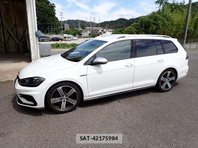 VolksWagen GOLF R VARIANT 2020-07 8629746-5