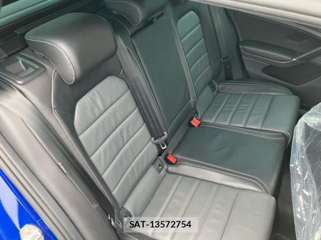 VolksWagen GOLF R VARIANT 2016-10 8882971-19