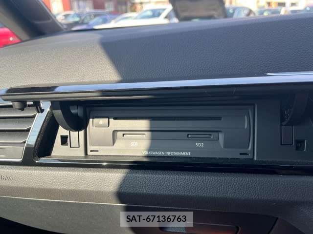 VolksWagen GOLF TOURAN 2021-03 1610586-6