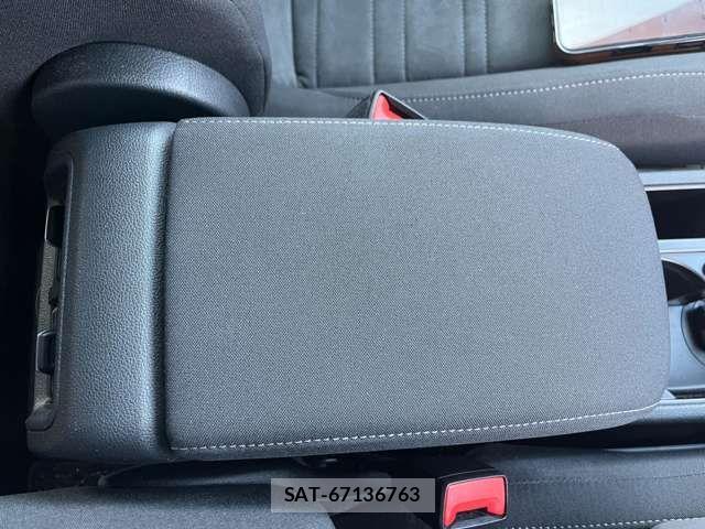 VolksWagen GOLF TOURAN 2021-03 1610586-16