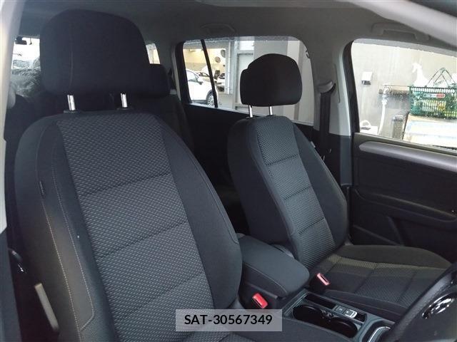 VolksWagen GOLF TOURAN 2018-10 1665247-12