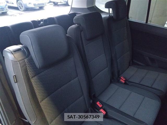 VolksWagen GOLF TOURAN 2018-10 1665247-13