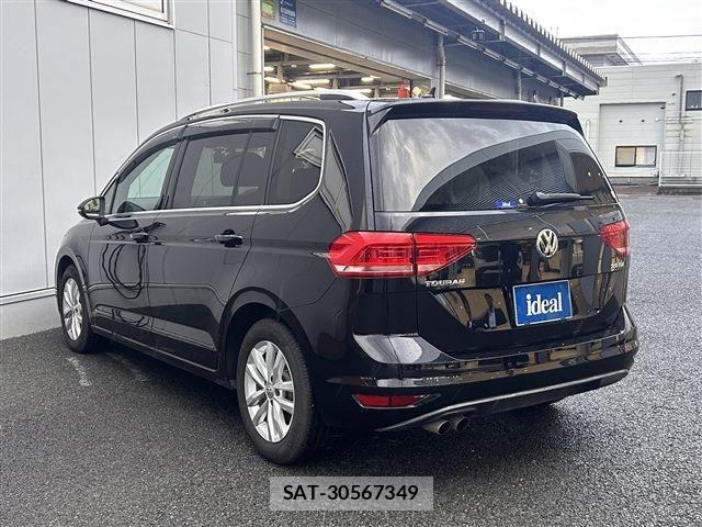 VolksWagen GOLF TOURAN 2018-10 1665247-6