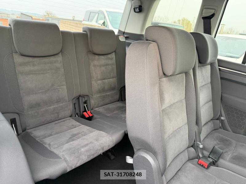VolksWagen GOLF TOURAN 2015-01 1204750-33