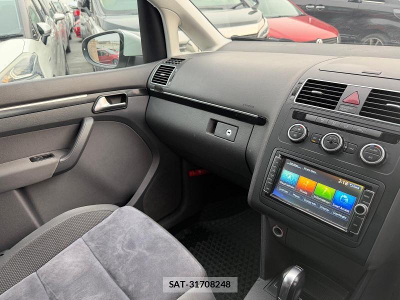 VolksWagen GOLF TOURAN 2015-01 1204750-47