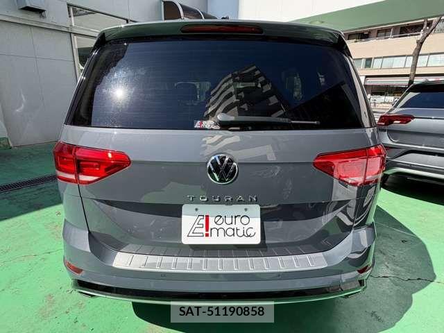 VolksWagen GOLF TOURAN 2022-06 4994373-12