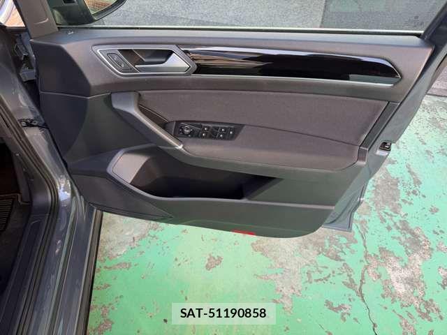 VolksWagen GOLF TOURAN 2022-06 4994373-18