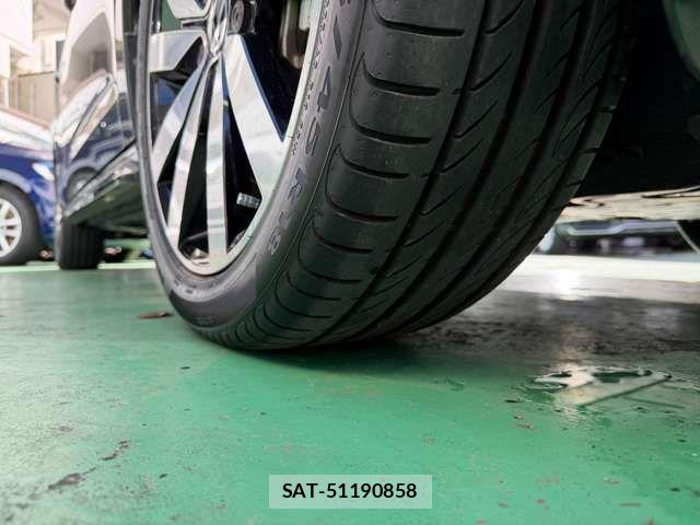 VolksWagen GOLF TOURAN 2022-06 4994373-7