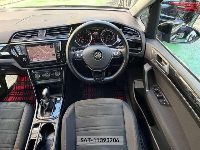 VolksWagen GOLF TOURAN 2017-07 4994386-16