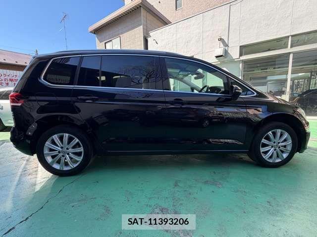 VolksWagen GOLF TOURAN 2017-07 4994386-7
