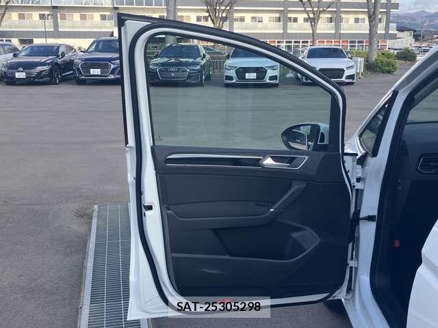 VolksWagen GOLF TOURAN 2025-09 6023090-12