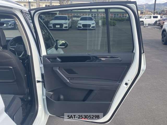 VolksWagen GOLF TOURAN 2025-09 6023090-15