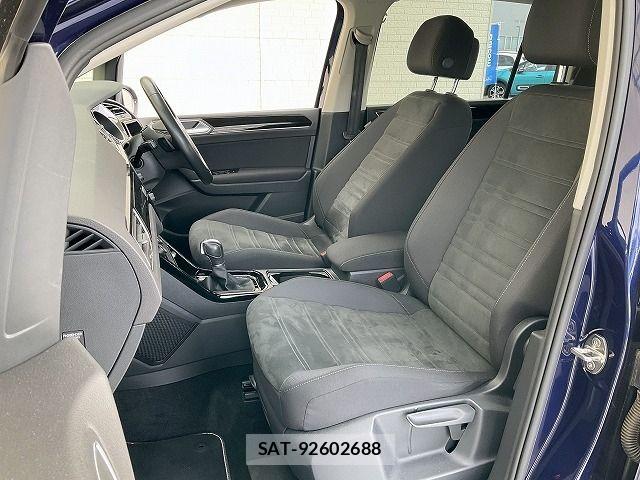 VolksWagen GOLF TOURAN 2017-02 6221173-4