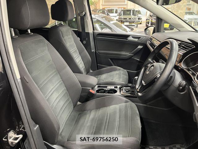 VolksWagen GOLF TOURAN 2018-06 6307271-3