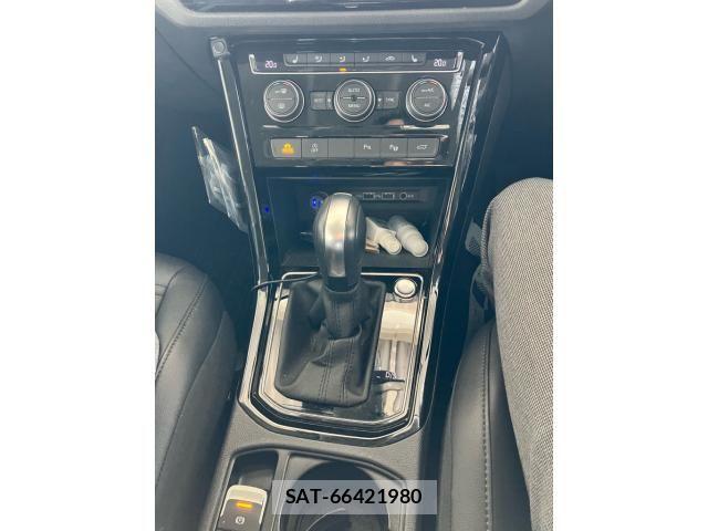 VolksWagen GOLF TOURAN 2020-03 6615699-15